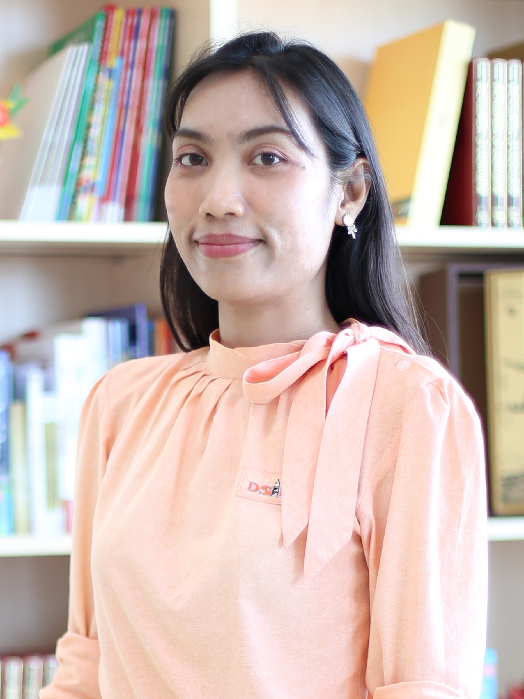 นางสาว พรรณทิพย์พา  ธีระพรอนันต์
