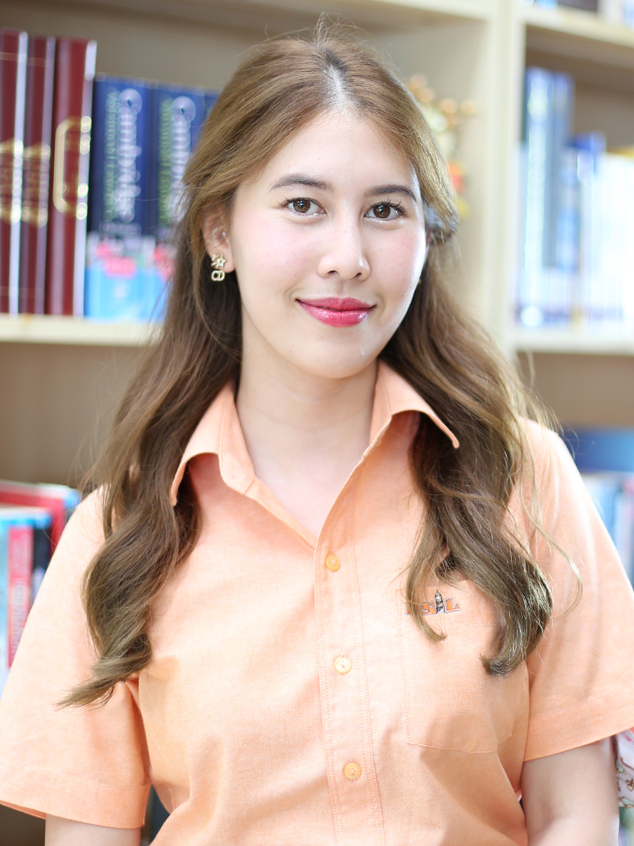 นาง สัณห์กมล  ภูมิบรรเจิด