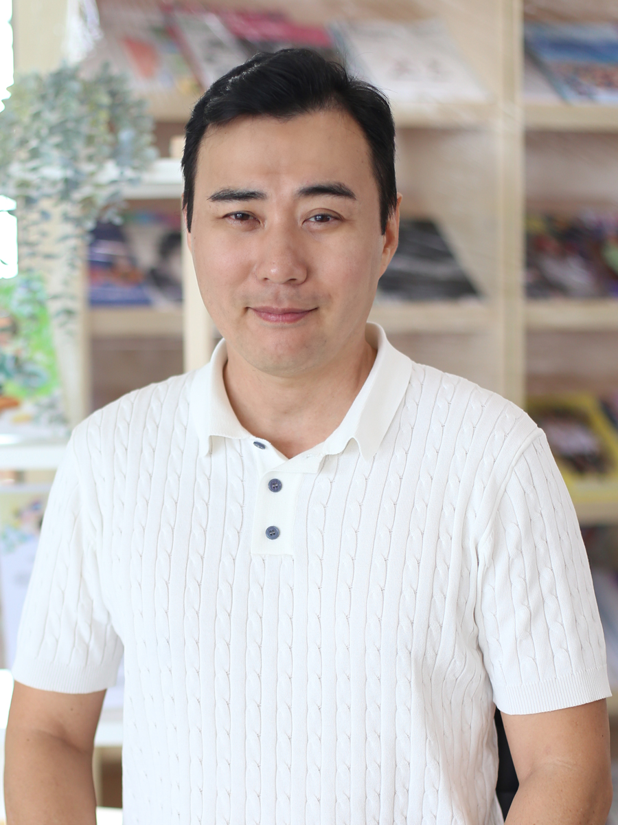 Mr. MYONG CHUN  LEE