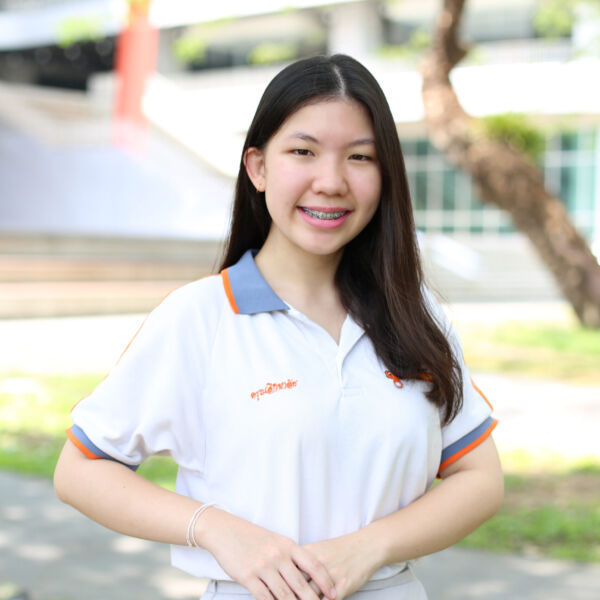 เอมสิณี ดำรงจริยาสีห์ (ชิดา)